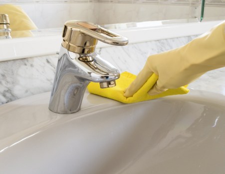 Dust removal during after builders cleaning process